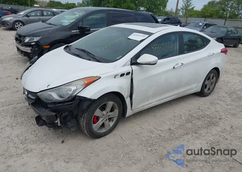 2013 Hyundai Elantra Limited из США, поврежденный, VIN 5NPDH4AE2DH162975